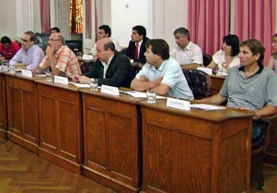 Chacabuco: Concejales del FPV piden explicaciones 