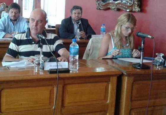  Los ediles del FPV denunciaron que la gestión de Petrecca realiza despidos encubiertos