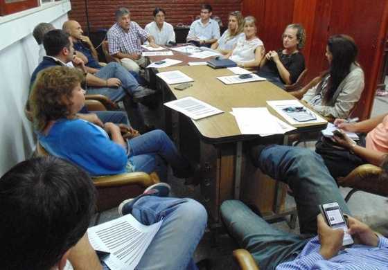  Concejales de todos los espacios se juntaron para definir temas de agenda legislativa