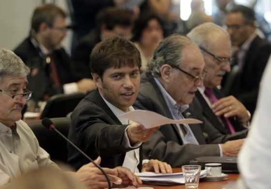  Todos atrás y Kicillof de 9
