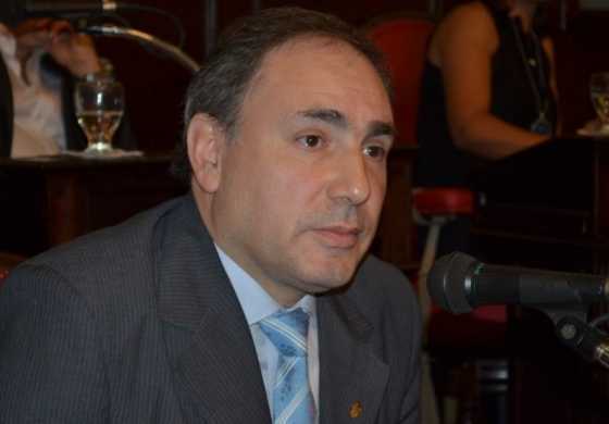 Foglia quiere evitar nuevos aumentos de la tarifa del gasoil para actividades agropecuarias