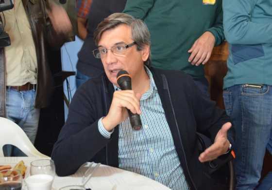 Buil impulsa beneficios impositivos sobre el combustible para General Villegas y Rivadavia