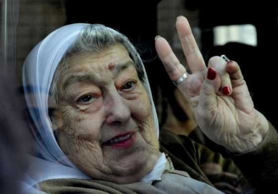 Bonafini: "Me puse en rebeldía desde el 8 de febrero de 1977 cuando me quitaron a mi primer hijo"
