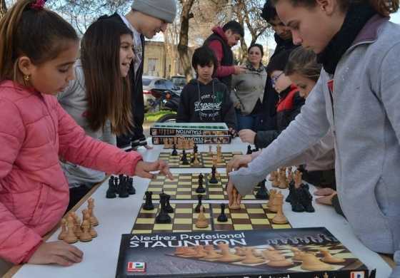 Avelino Zurro busca promover la inclusión del ajedrez en las escuelas bonaerenses
