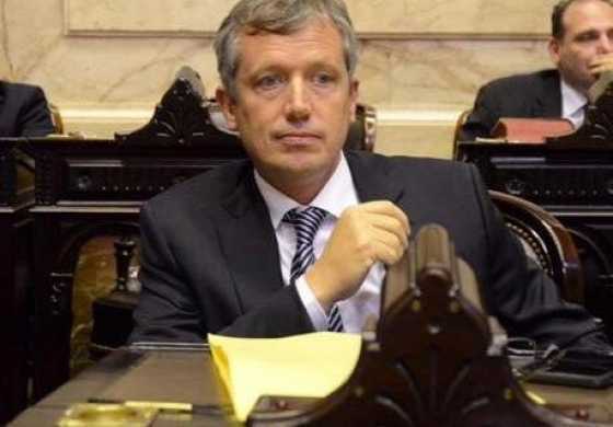  Monzó anunció la suspensión parcial del aumento de dietas de los diputados