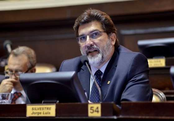 Jorge Silvestre sobre el bono de fin de año a jubilados: "No sólo es querer, sino también poder"