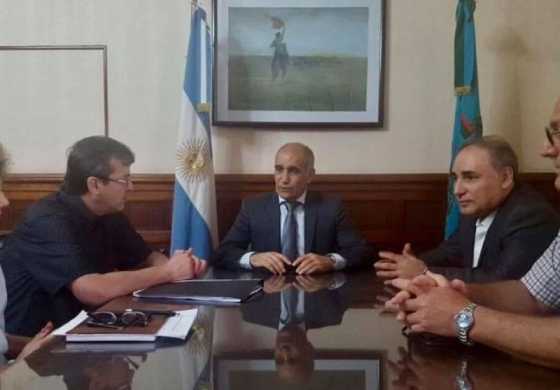 Foglia acercó a vecinos de Carlos Casares para que se reúnan con Salvador por ABSA