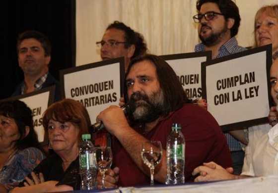  "Merecemos un trato respetuoso, un salario digno y la consideración por el esfuerzo que realizan los maestros y maestras"