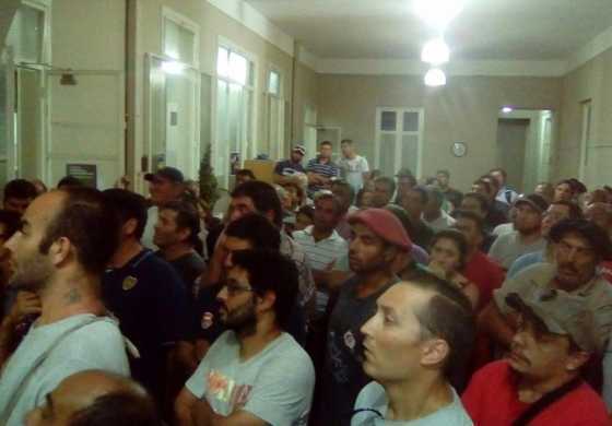  Luego del acuerdo con los municipales Moro y Muela discuten por los sueldos de los funcionarios y concejales