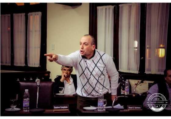  Laffont le pide a Quintana que dé un paso al costado