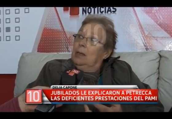  Los jubilados se reunieron con Petrecca y lo increparon sobre las deficiencias que tienen en su atención