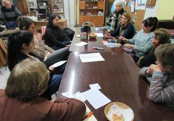  Con fuerte acento en la agenda local, Leiva visitó jubilados y comerciantes