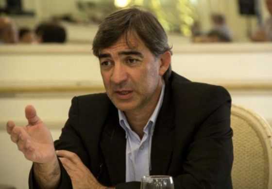 Una jugada de dos legisladores de la Cuarta sección electoral puede darle a Macri la adhesión provincial a la ley de ART 