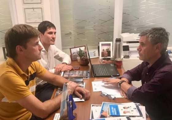  El Defensor del Pueblo adjunto se reunió con concejales 