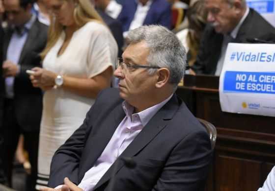 Barrientos toma la lanza de la unidad: "El adversario está fuera del peronismo"