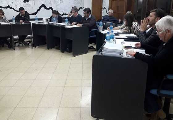  Con los votos de los propios, Tellechea aprobó el Ejercicio 2017