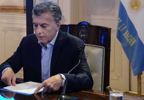 Macri vetó la ley antitarifazo