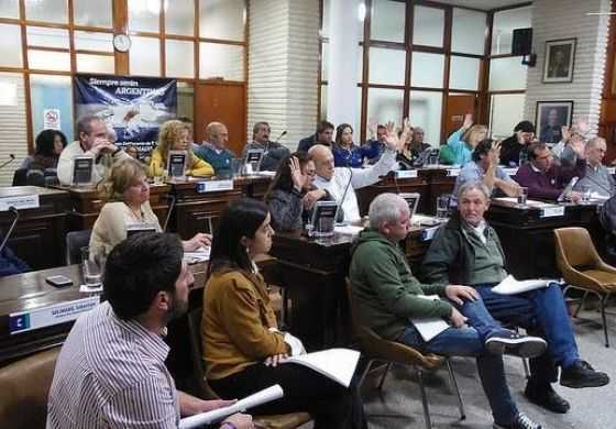 En la Asamblea de Mayores Contribuyentes se aprobó el aumento de tasas