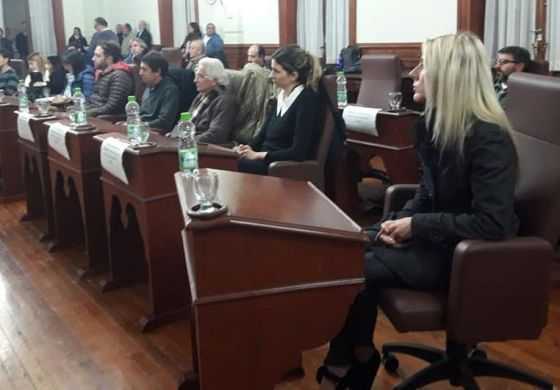  El triple acuerdo de Cambiemos, Britos y un sector randazzista le permite a Mangino alzarse con la presidencia del HCD