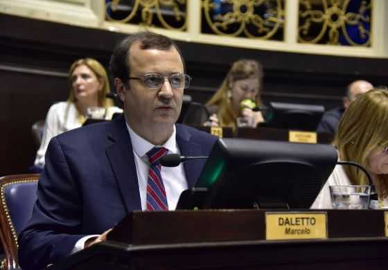 Avanza el proyecto de Daletto que promueve frutas y verduras de estación