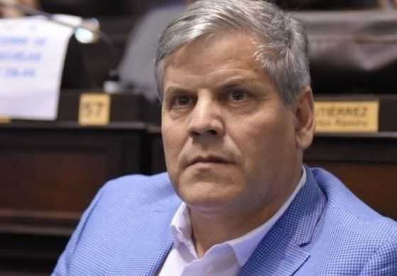 Previo al cierre del año, Fabio Britos se asoció legislativamente con Mario Giacobbe