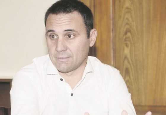 Designan a chacabuquense como gerente del Banco Central