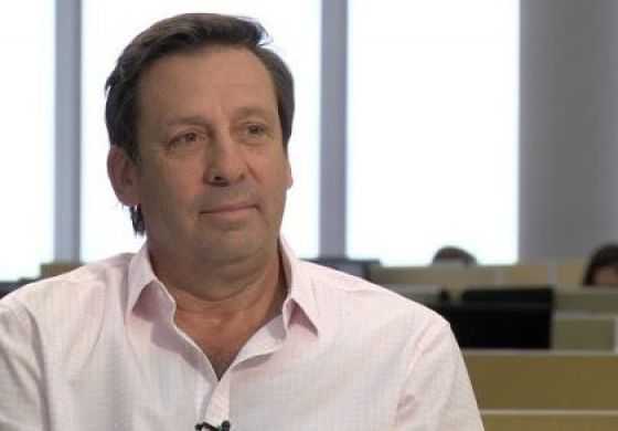 Un Torello en la mira por su permanencia como Director del Estado argentino 