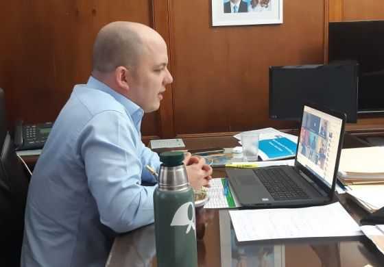 Avelino Zurro reunió a los intendentes más jóvenes del país y pidió "defender, proteger y cuidar a cada uno de sus vecinos y vecinas"