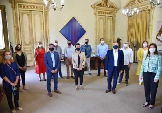 El macrismo cierra grietas internas y ordena filas en la oposición 