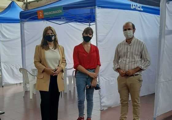 La Cuarta salió a la calle a militar la vacunación contra el coronavirus