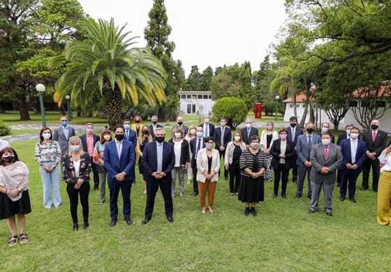 El Consejo Federal de Educación ratificó las clases presenciales en marcos sanitarios seguros