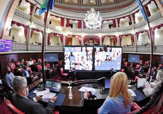 El Senado ratificó a sus autoridades de cámara en la sesión preparatoria