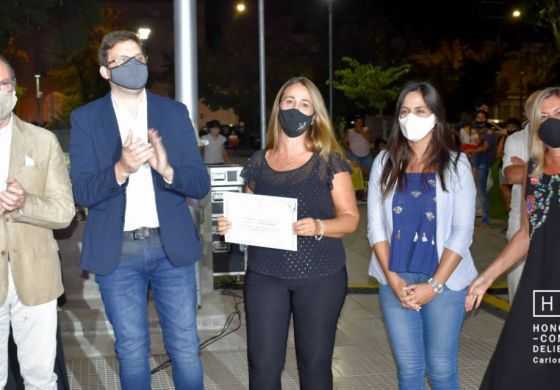  El Concejo realizó una sesión en homenaje a las mujeres en su día 