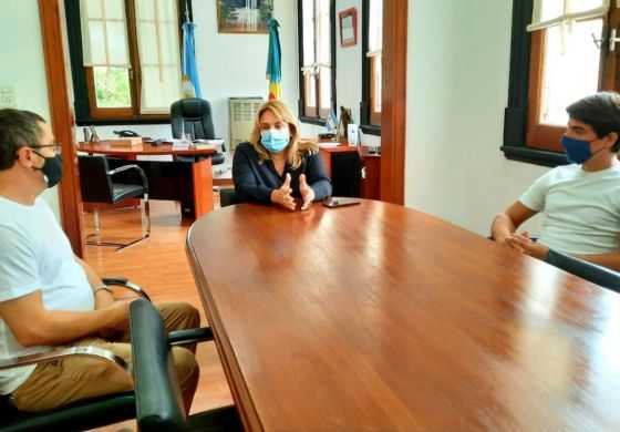 Con el acento en fortalecer la alianza electoral, Vivani se reunió con Revilla 