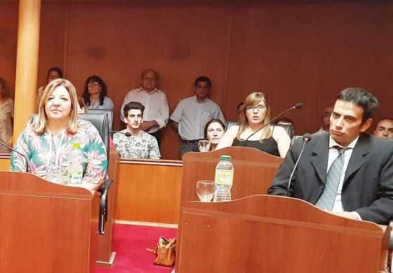  Sigue la sangría: se rompió el bloque del oficialismo 