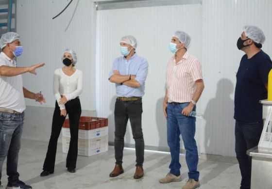 Antes de llegar al Senado, Juanci Martínez recorrió Chivilcoy junto a Coty Alonso y Tavo Bruno