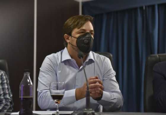Con la Cuarta presente, Kreplak visitó la Legislatura para dar las pautas finales del Presupuesto 2022