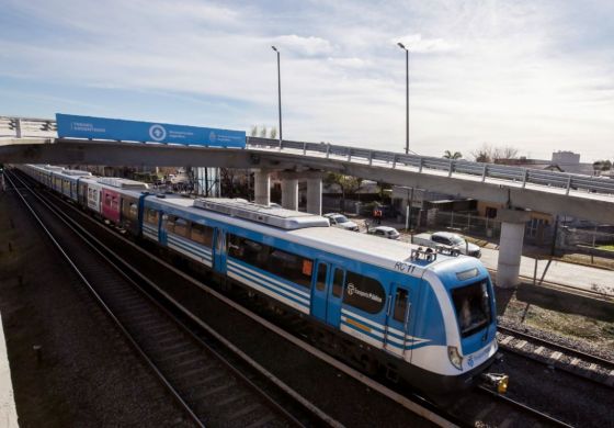 El Ministerio de Transporte anunció que las y los censistas viajarán gratis 