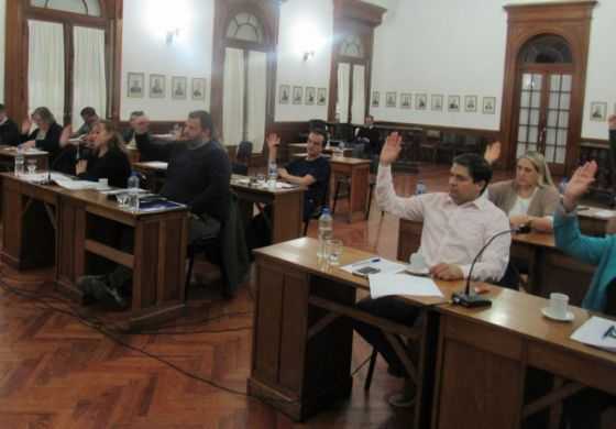  Juntos arremetió contra Todos por la adhesión al programa provincial "Puentes" 