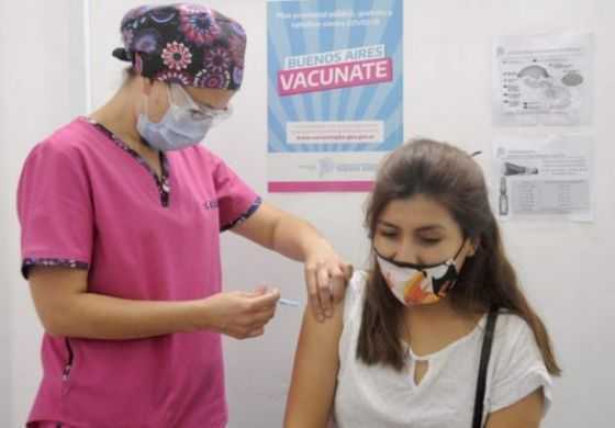 La Provincia comenzó a distribuir la vacuna bivalente contra el coronavirus