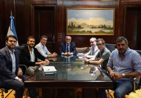  "Chapu" Fernández le acercó las inquietudes y necesidades del sector productivo local a De Mendiguren