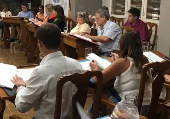  El Frente de Todos presiona a Serenal para mejorar las bonificaciones de los trabajadores municipales