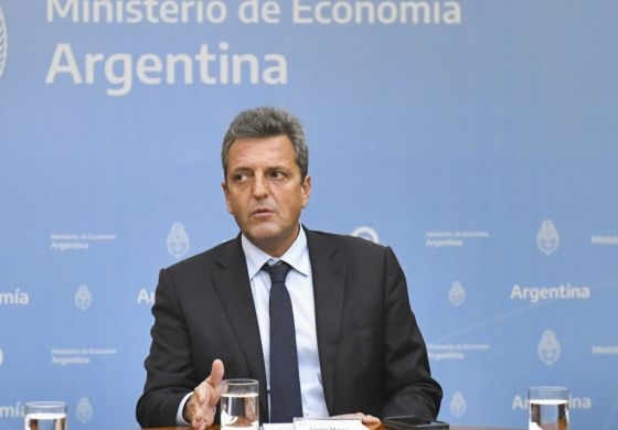 Sergio Massa anunció que los salarios de hasta $ 880 mil no pagarán Ganancias sobre el aguinaldo