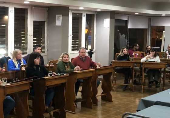  La oposición pide a funcionarios de Serenal que den respuestas por el Hospital