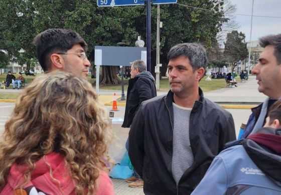  Sello radical: Buscan suspender el ingreso de personal municipal por 12 años