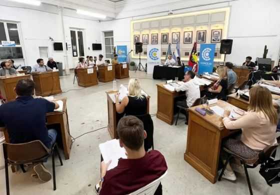  La oposición rechazó un pedido de préstamo para terrenos que hizo Golía y UxP salió al cruce
