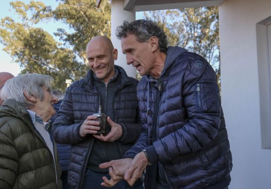  Corte de cinta y dardos para Milei: La foto que dejó la visita de Katopodis