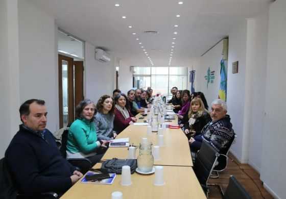 La Provincia recibió a gremios estatales y docentes: los detalles de la audiencia