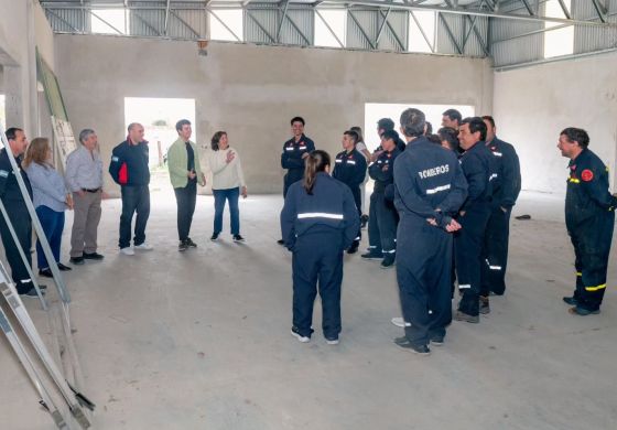  Gianini garantizó que el cuerpo de Bomberos adquiera 10 lotes