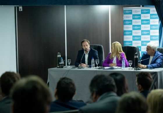  El Gobierno mandó el texto y Guerrera acompañó: "Los únicos números que cierran son los que tienen a la gente adentro"
